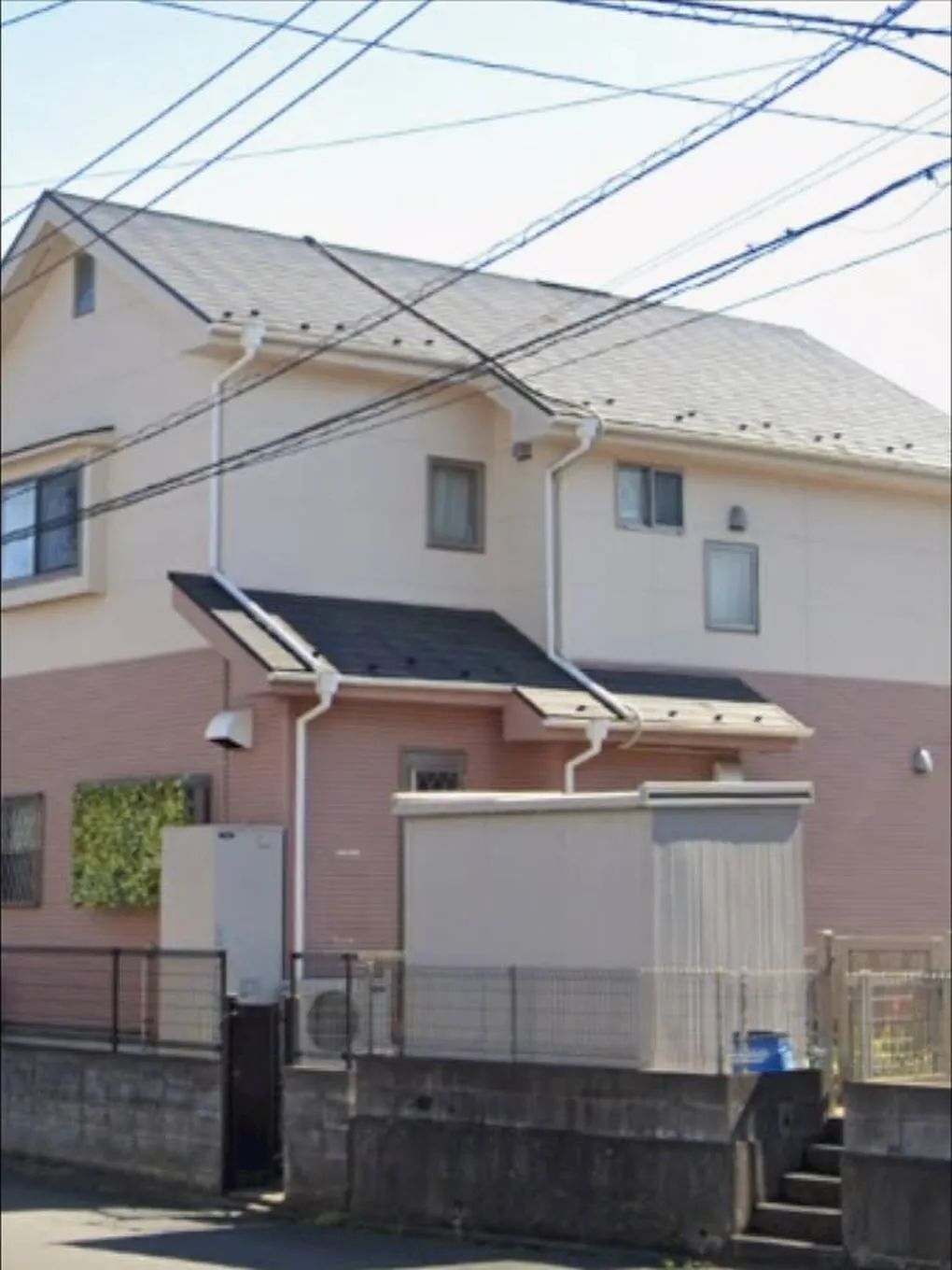 青梅市 S様邸の外壁塗装と屋根カバー工事前の外観